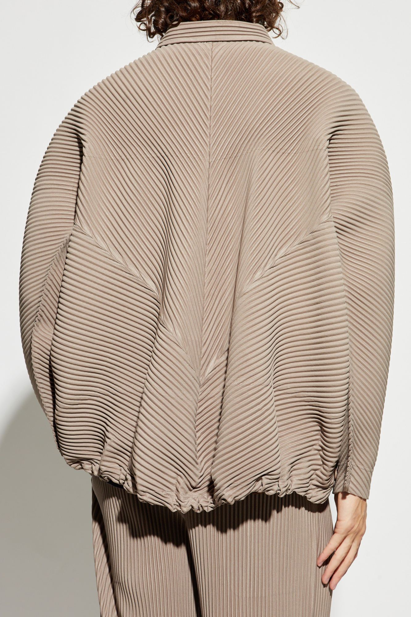 HOMME PLISSÉ ISSEY MIYAKE Beige Pleats Bottoms 1 Trousers ISSEY